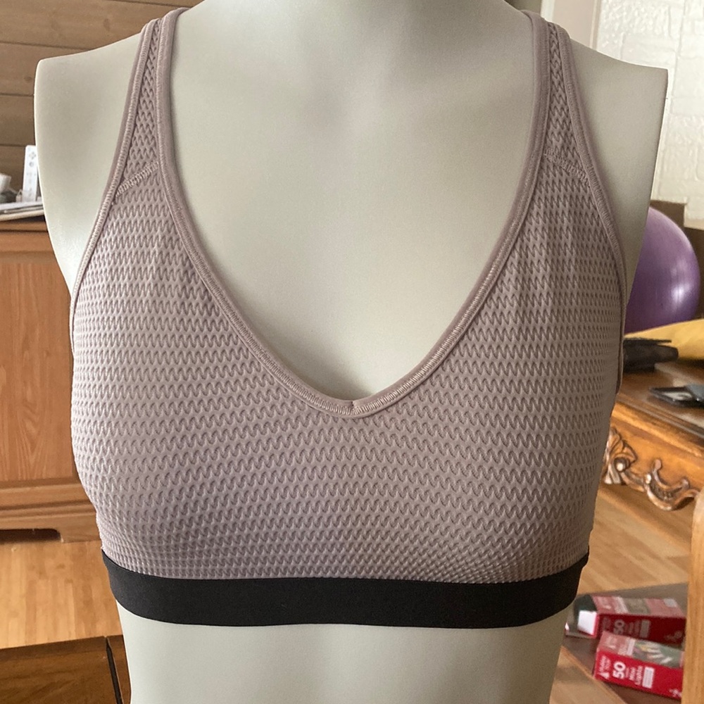 Sports bra